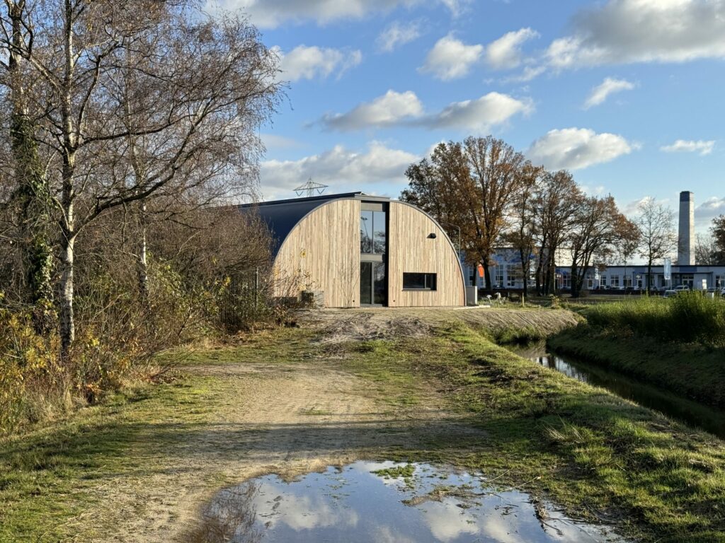Bedrijfspand Liessentstraat Uden opgeleverd